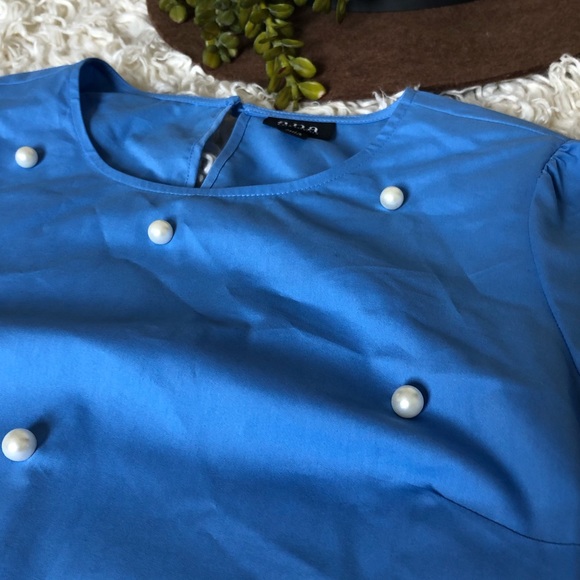 Blue Blouse w/ Beaded Detailing - Picture 4 of 6